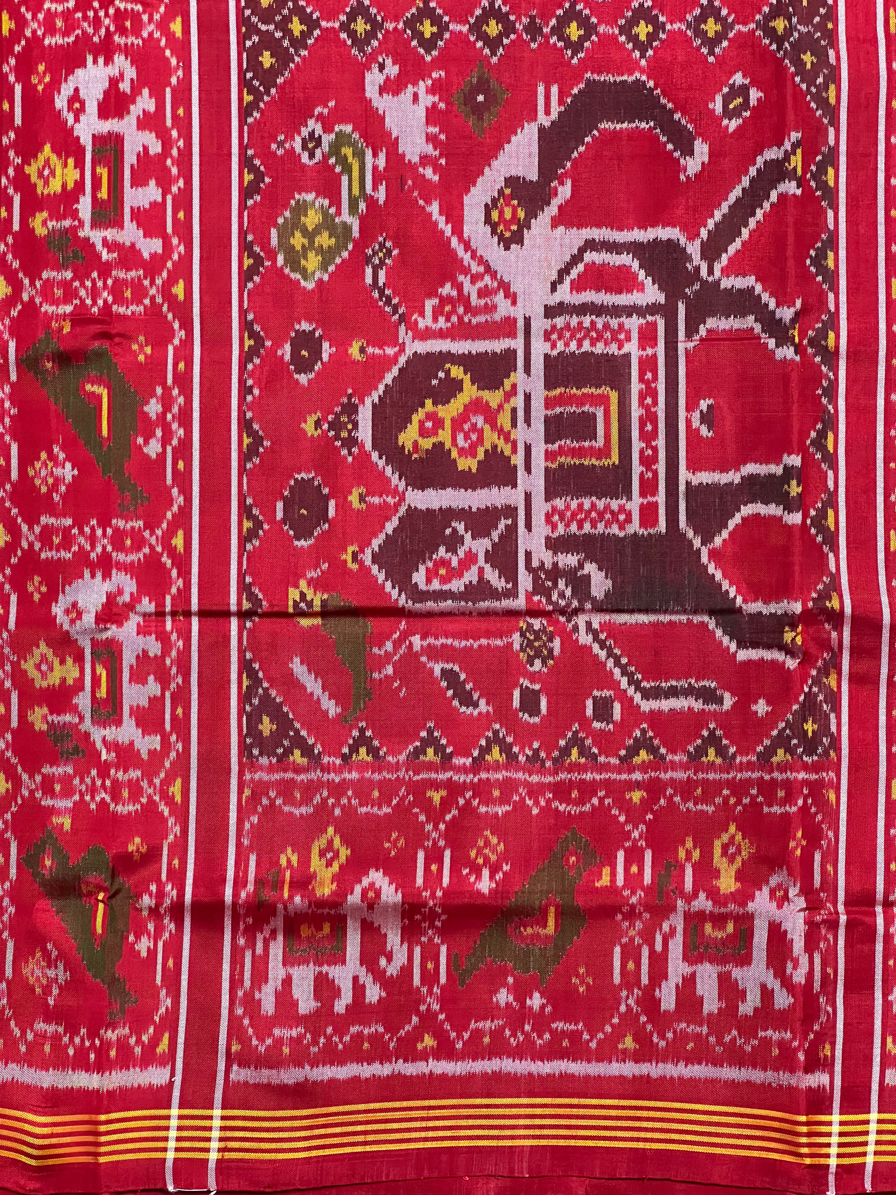 Elephant Pallu With Motif Design Handwoven Patola Silk Saree