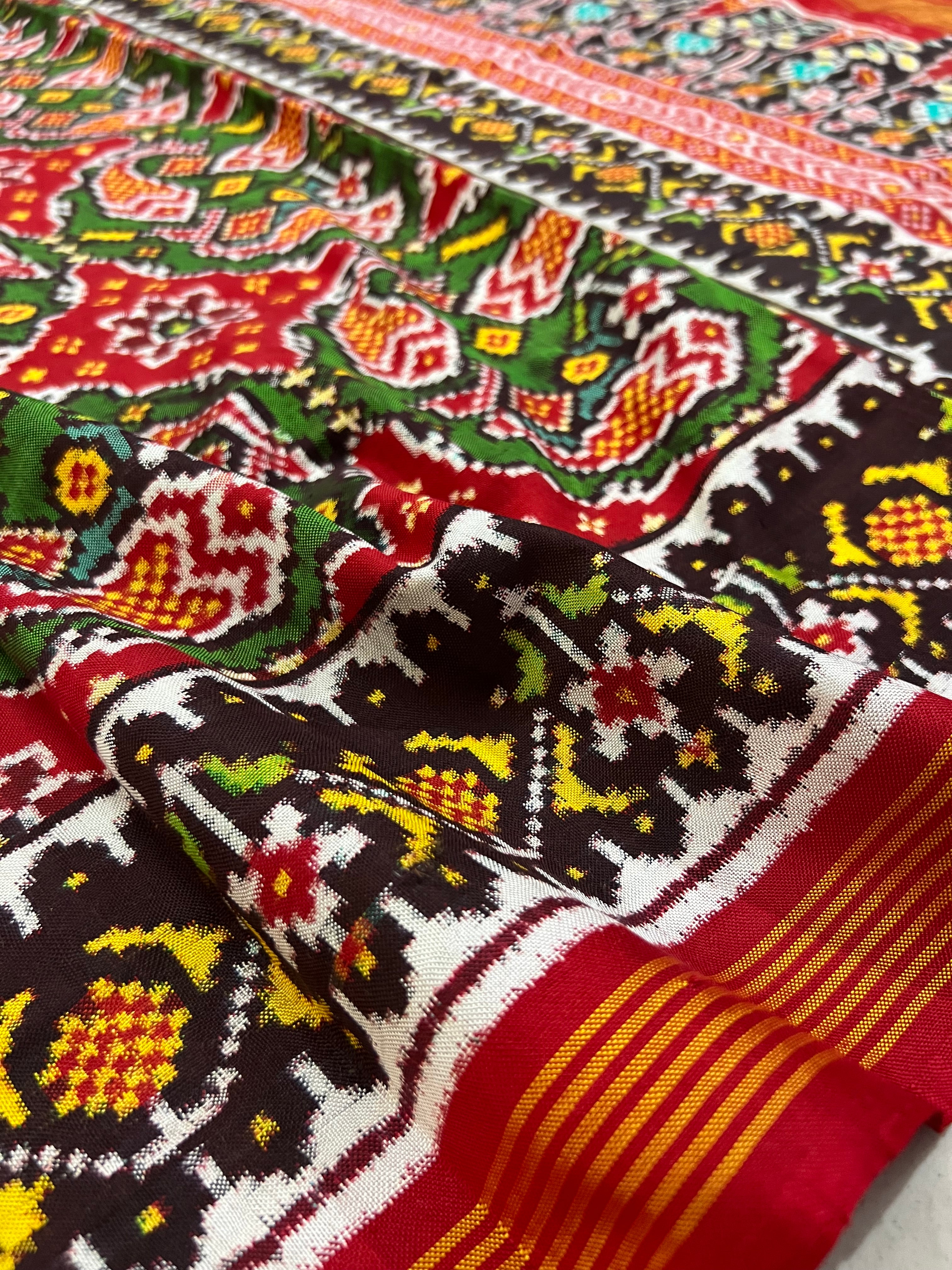 Fish Design Handwoven Double Ikat Patola Silk Saree