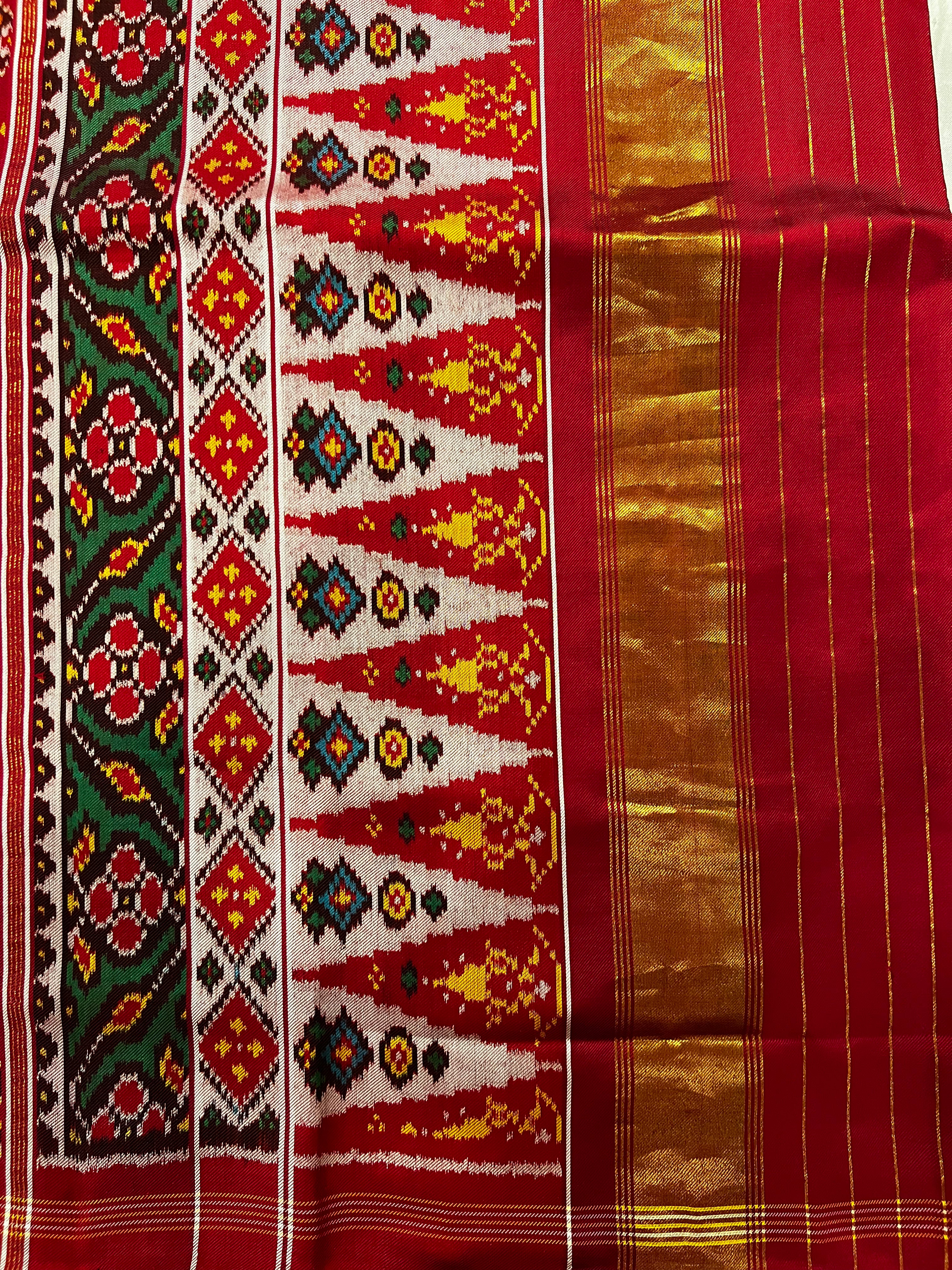 Handwoven Patola Silk Saree Twill Weaving
