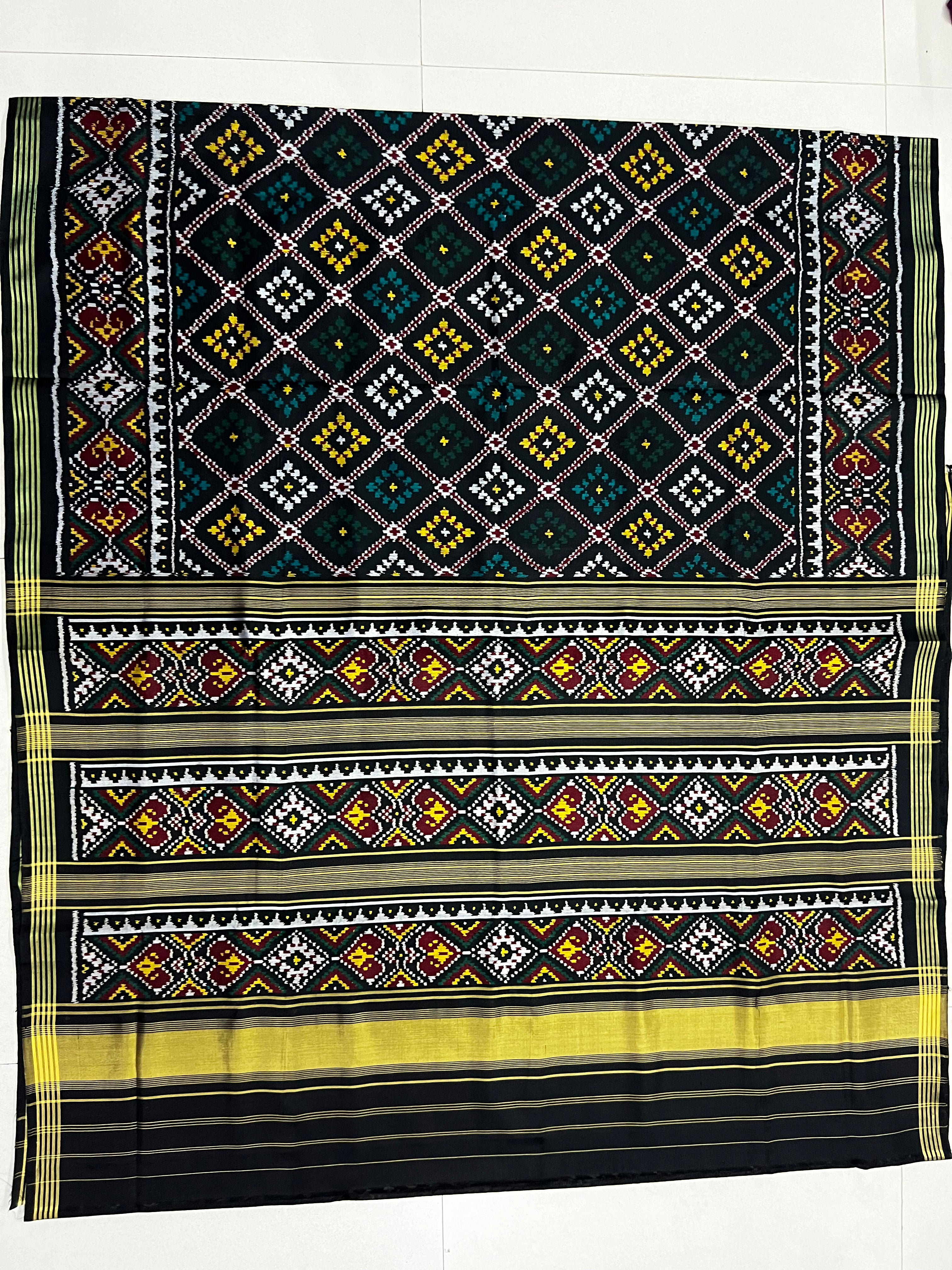 Handwoven Patola Silk Saree Black Chanda Bhat Secondary image
