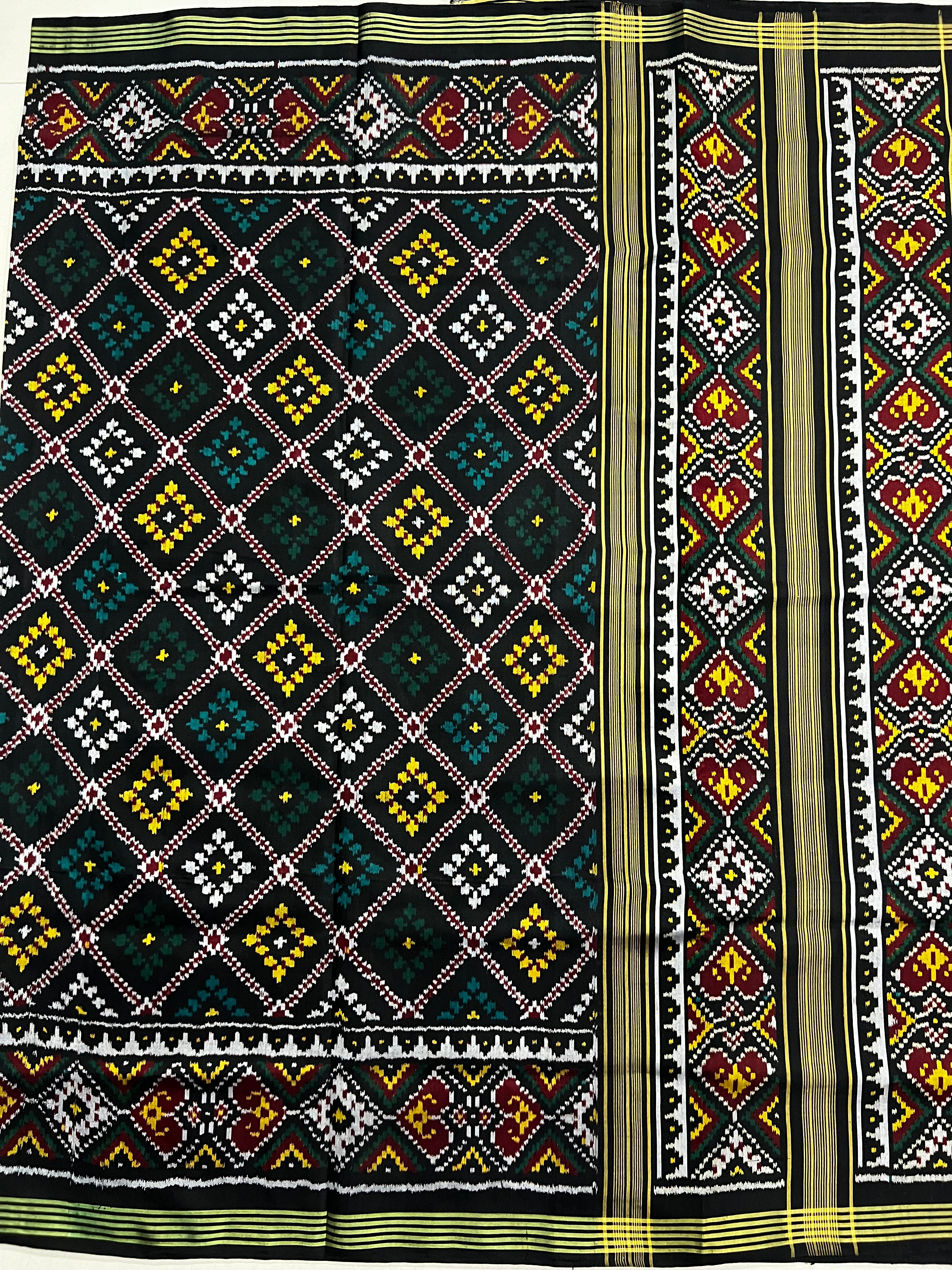 Handwoven Patola Silk Saree Black Chanda Bhat