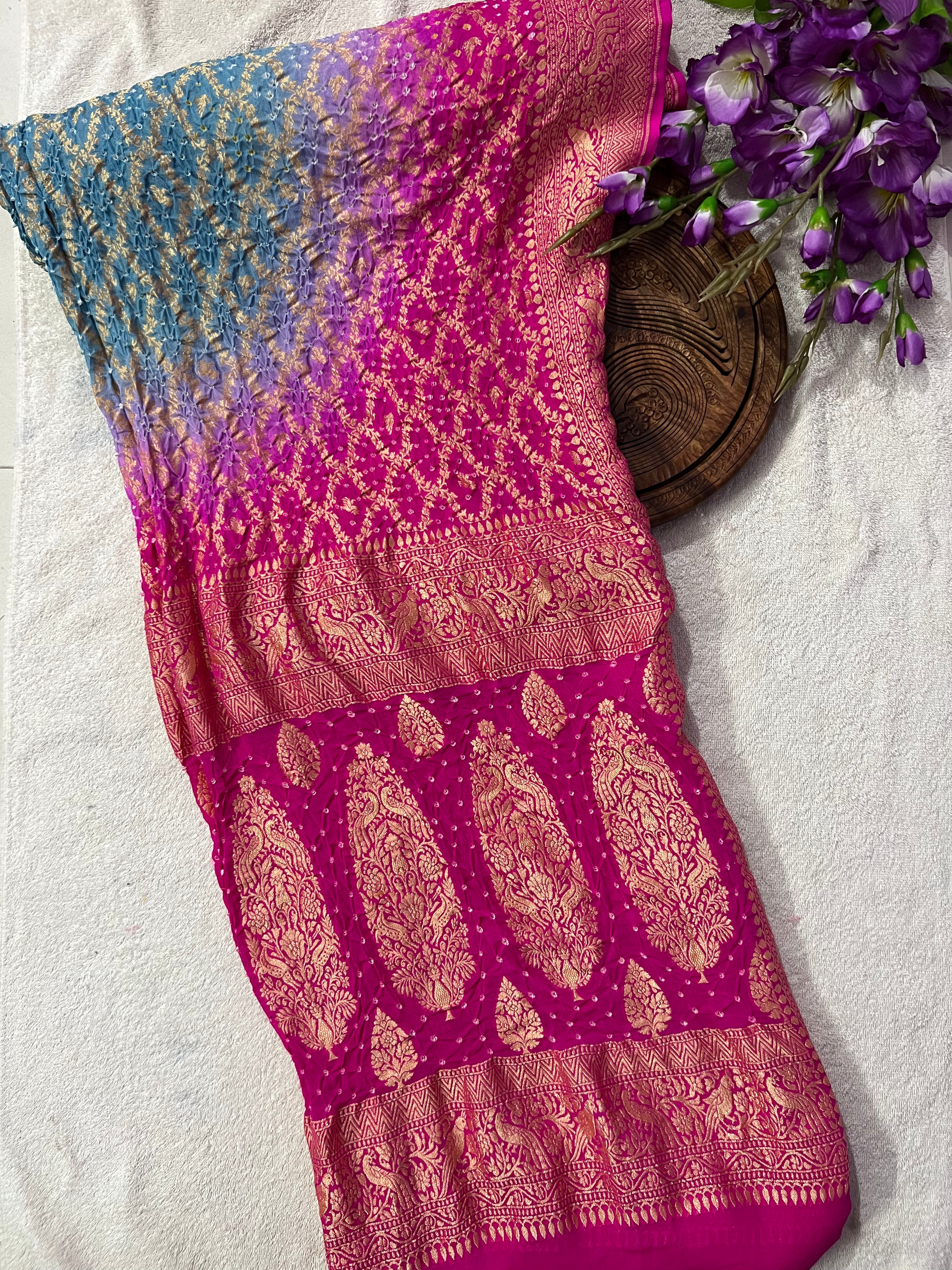 Georgette Bandhej Saree Main image