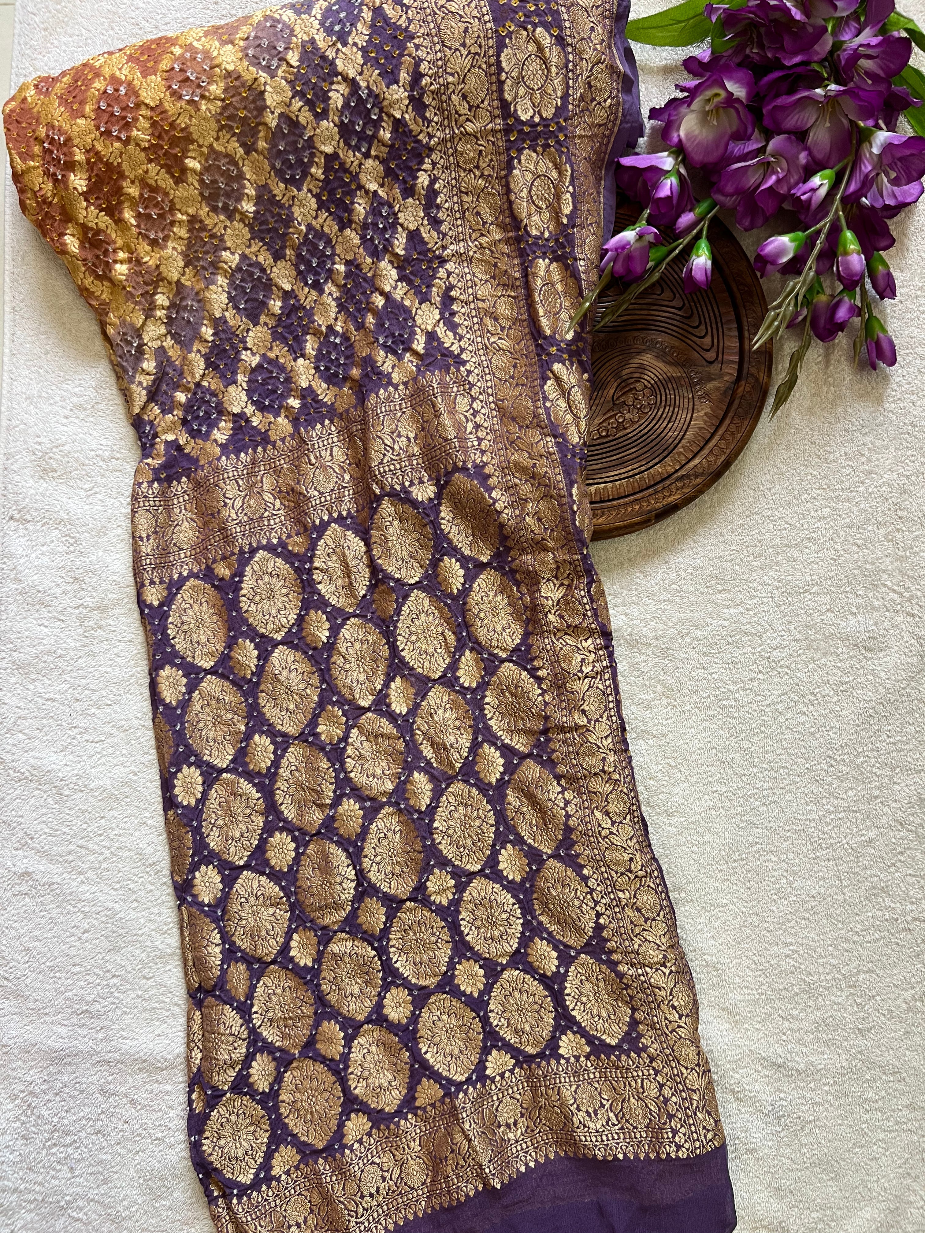 Georgette Bandhej Saree Main image