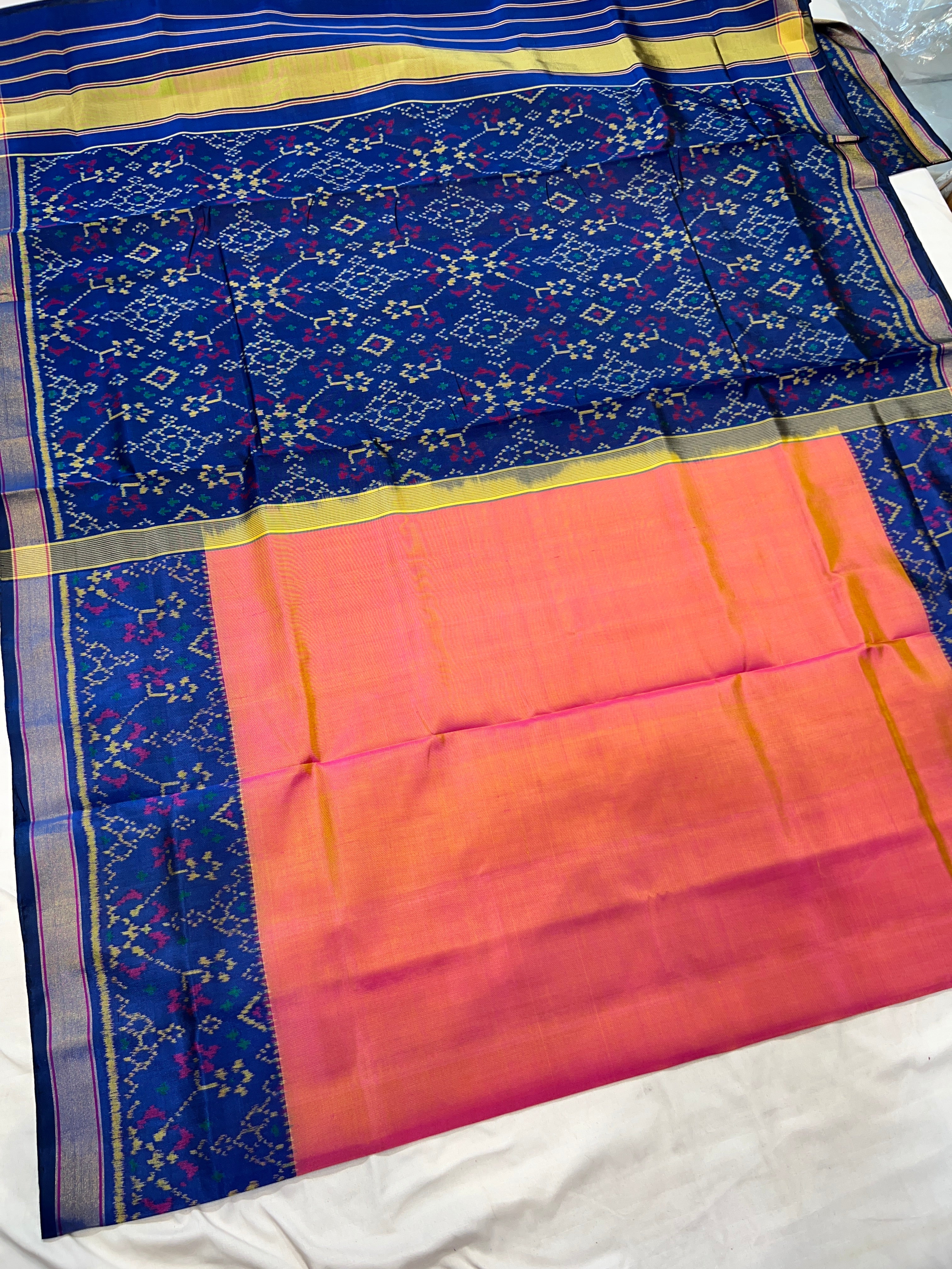 Handwoven Patola Silk Saree Plain Gala Border