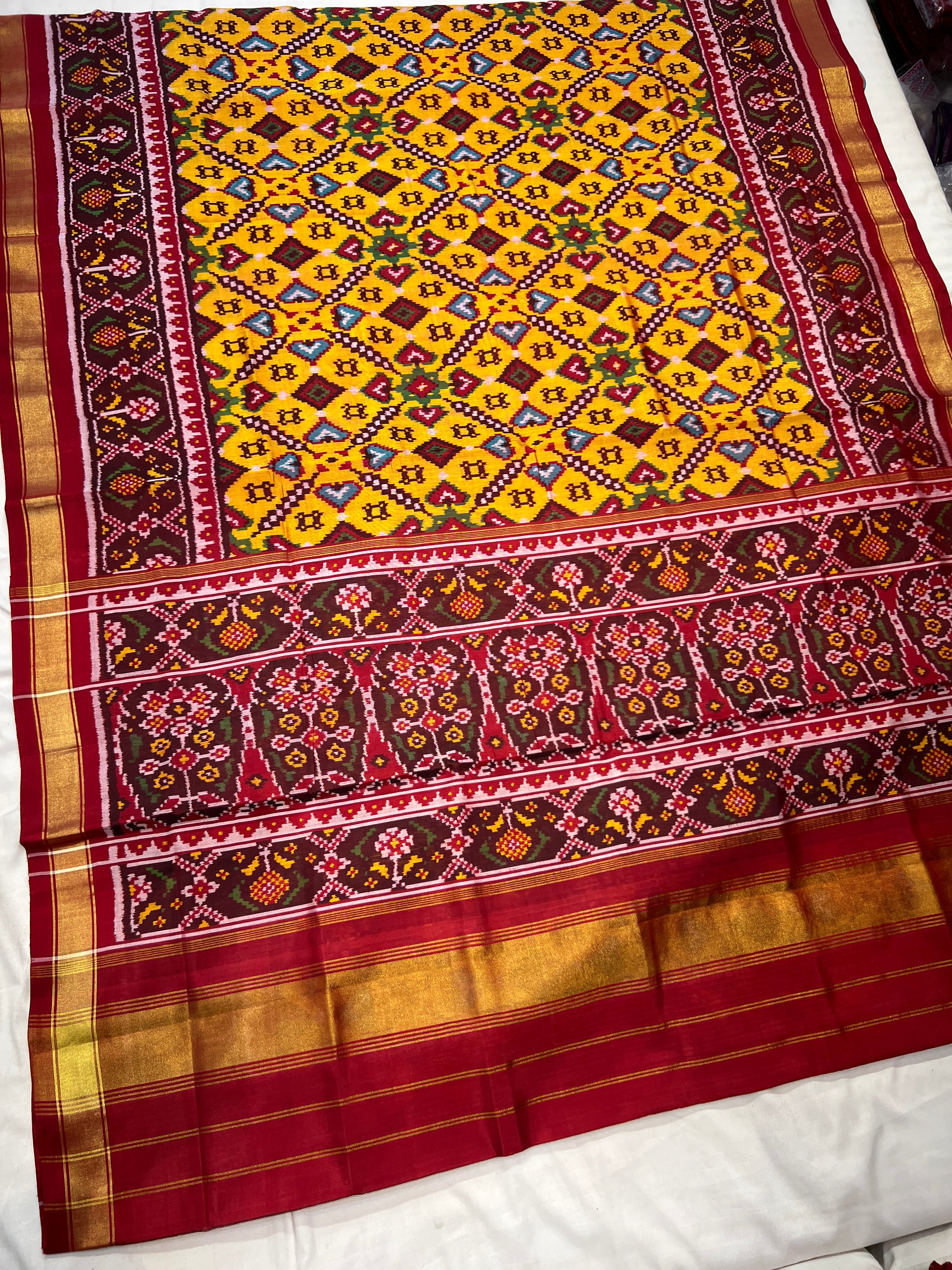 Handwoven Patola Silk Saree Yellow ManekChowk Secondary image