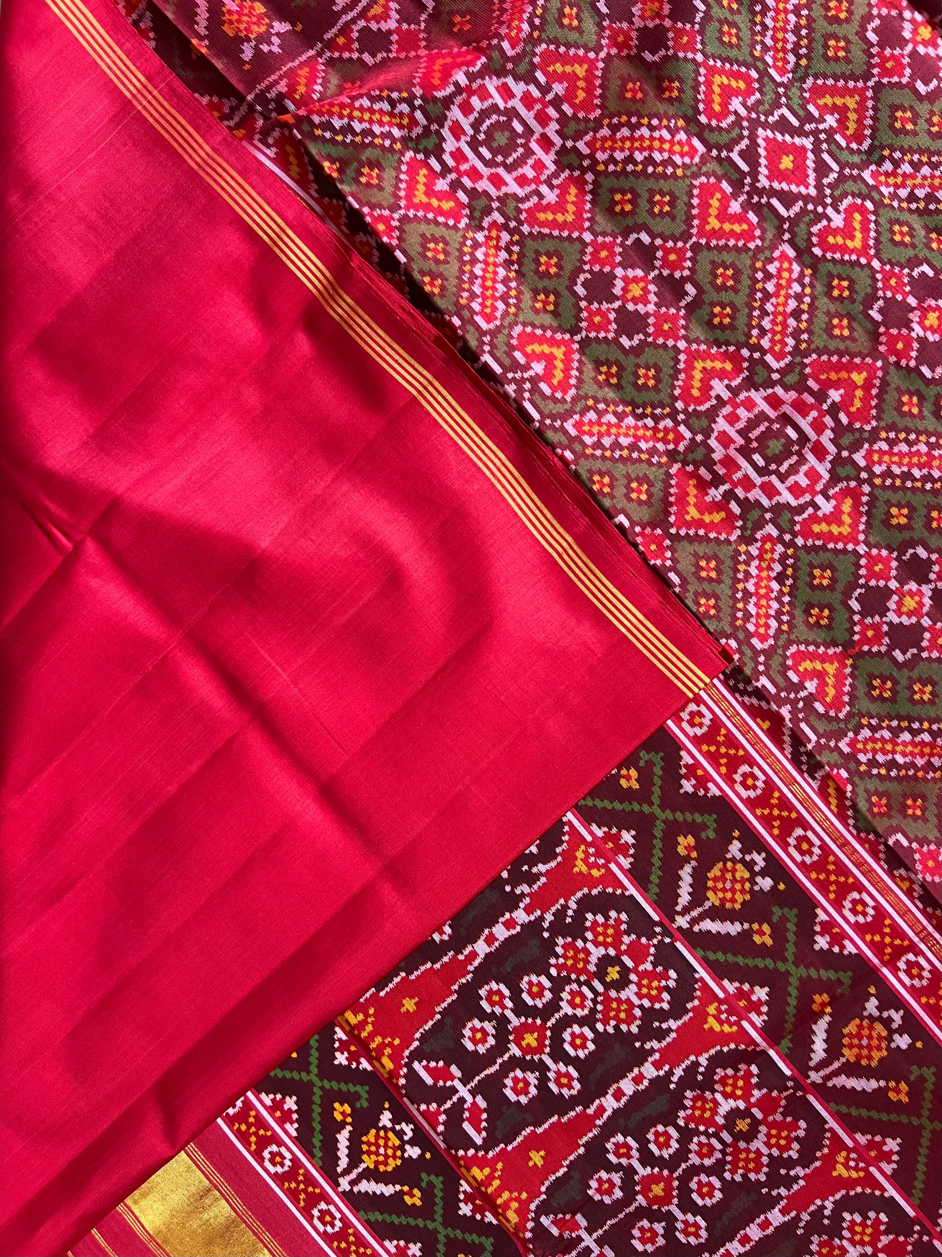 Handwoven Patola Silk Saree Manekchowk Green Dhoop Chaav