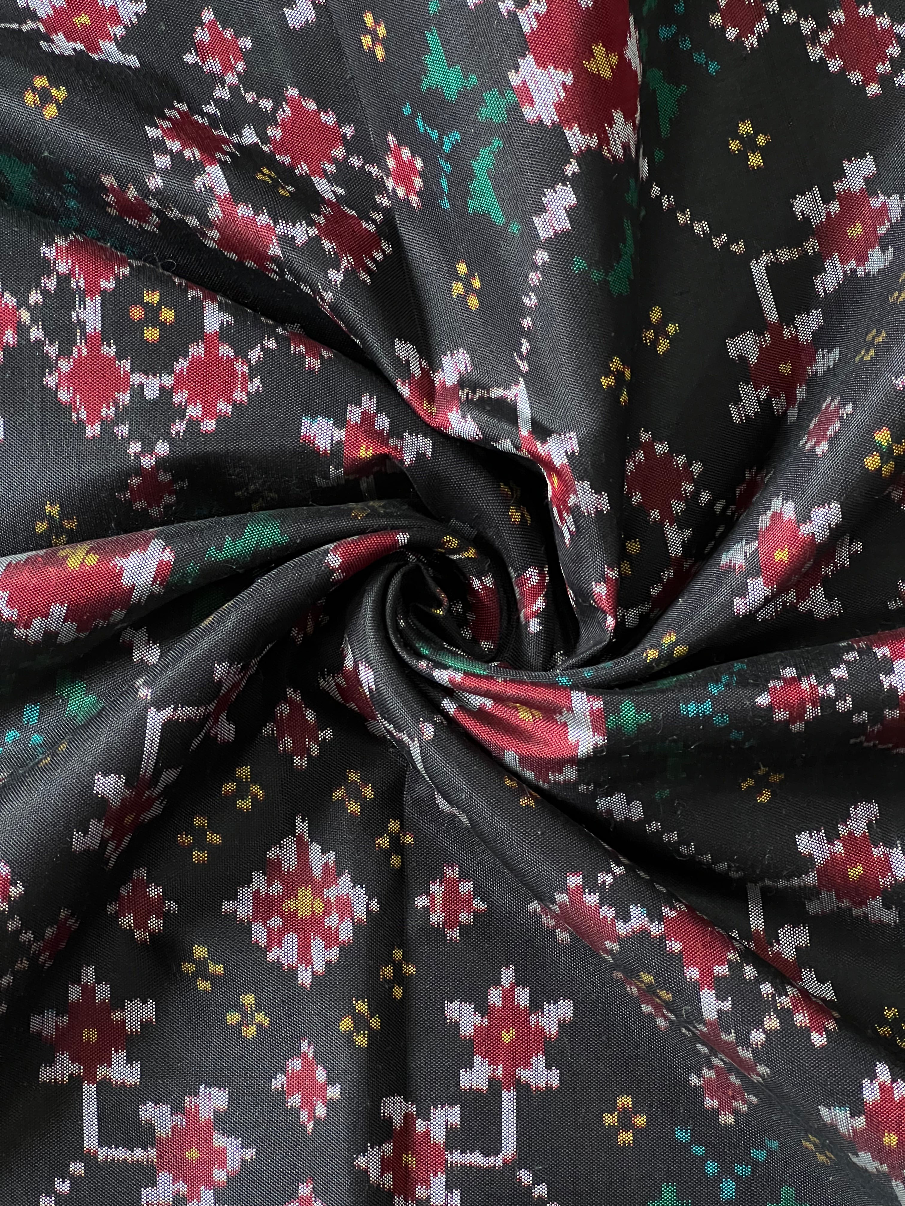 Handwoven Patola Silk Saree Navratna Black