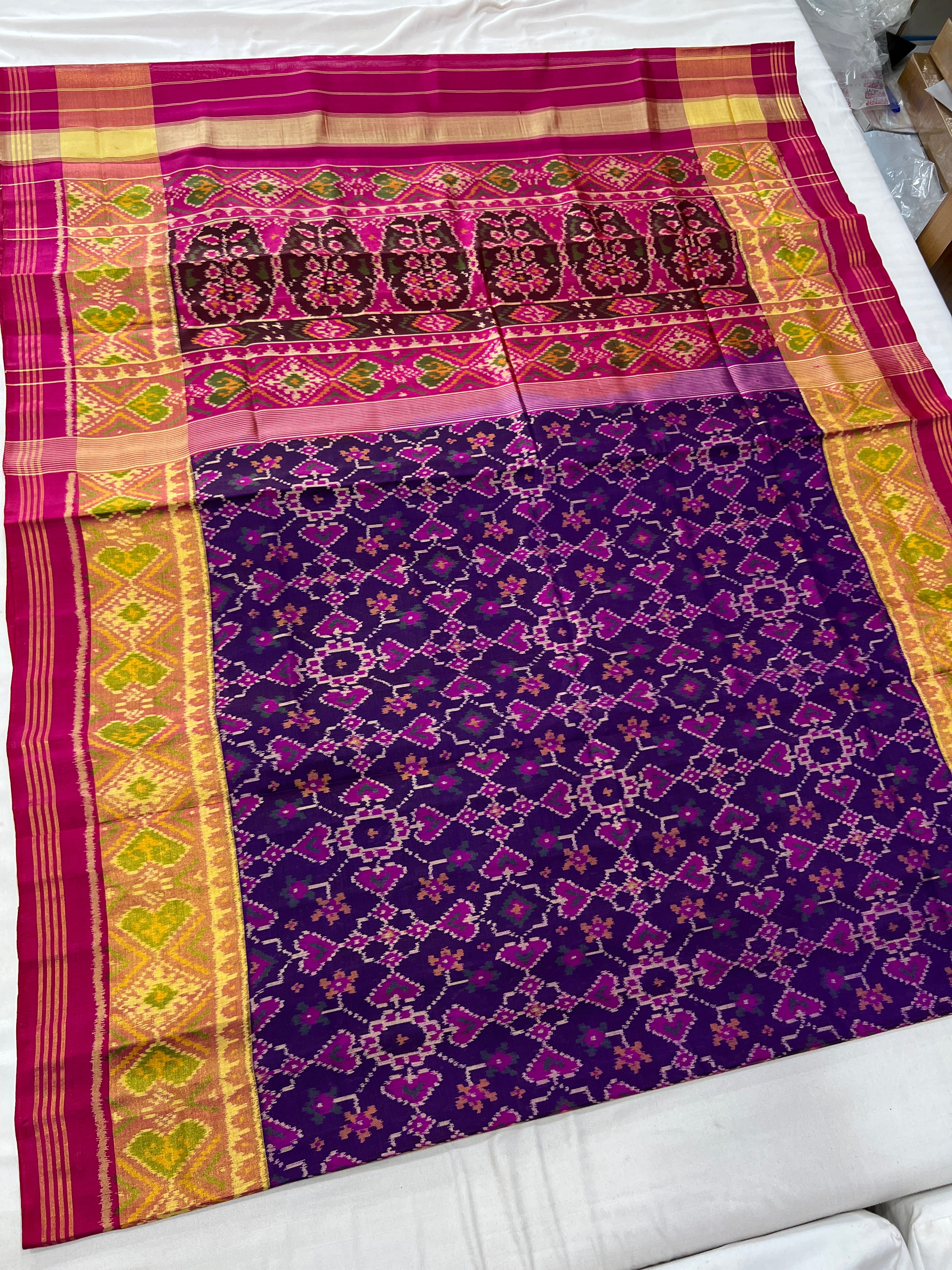 Navratna-Manekchowk Mix Design Patola Silk Saree