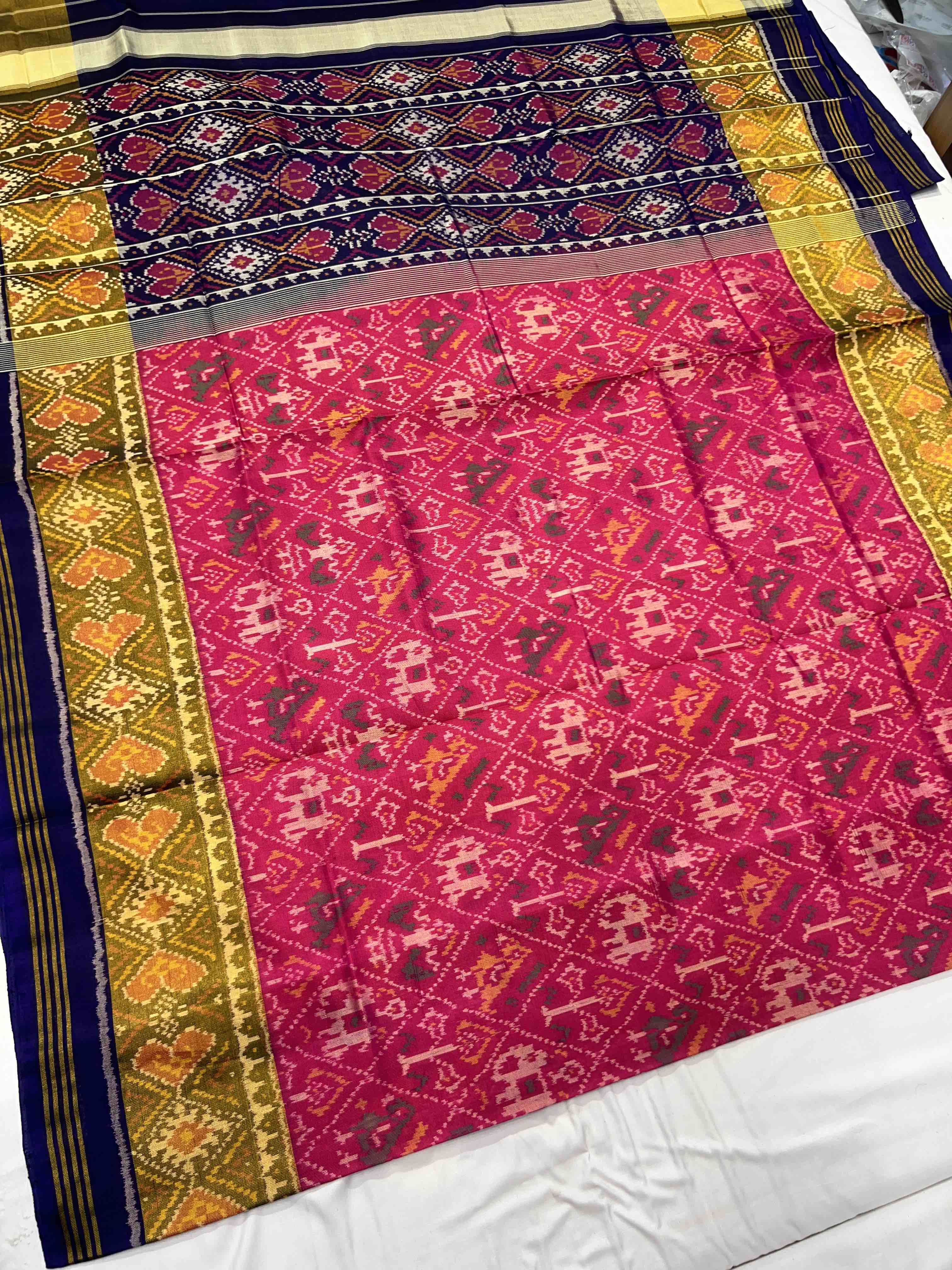 Handwoven Patola Silk Saree Narikunjan pink