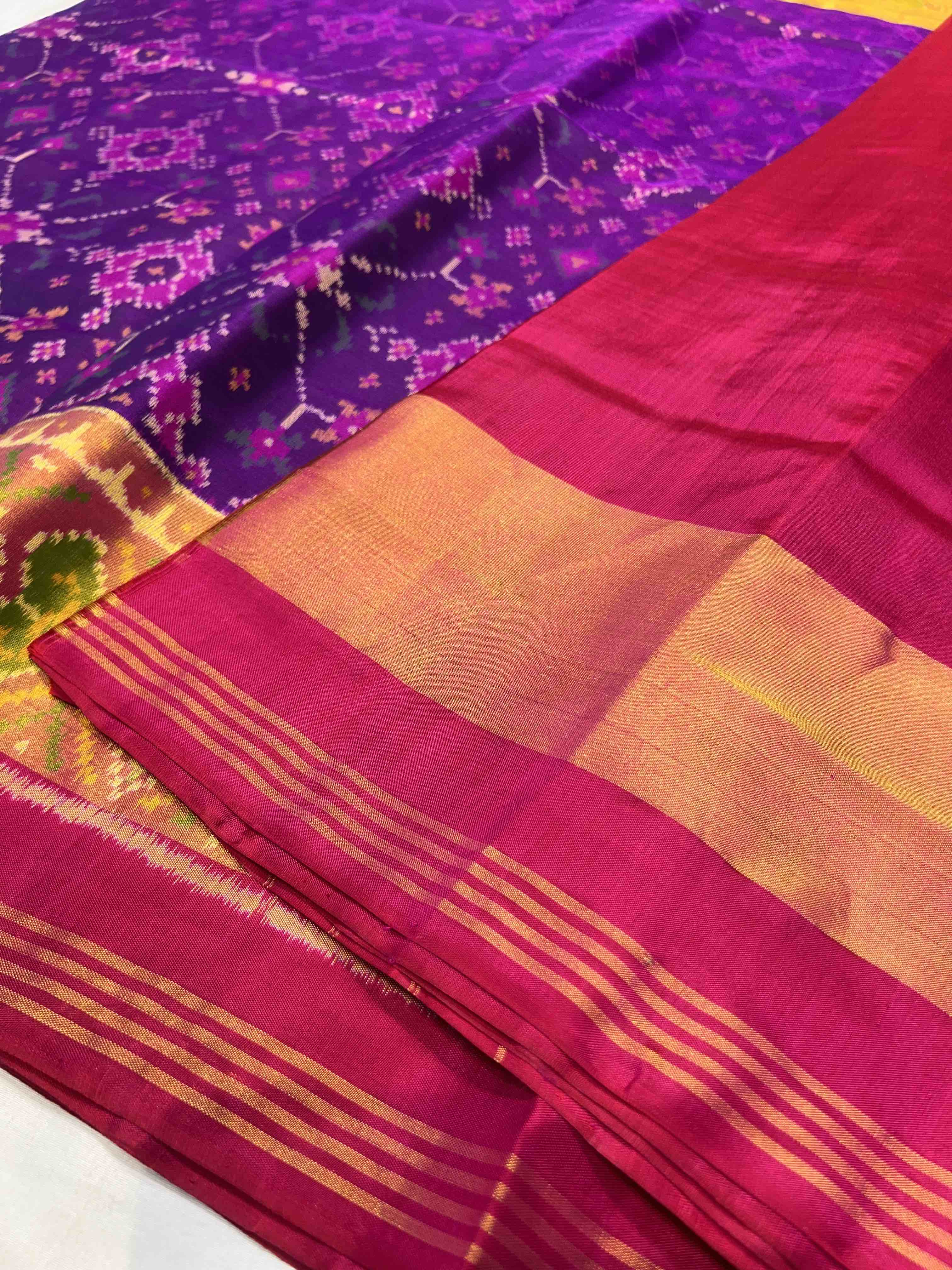 Handwoven Patola Silk Saree Magenta Navratna