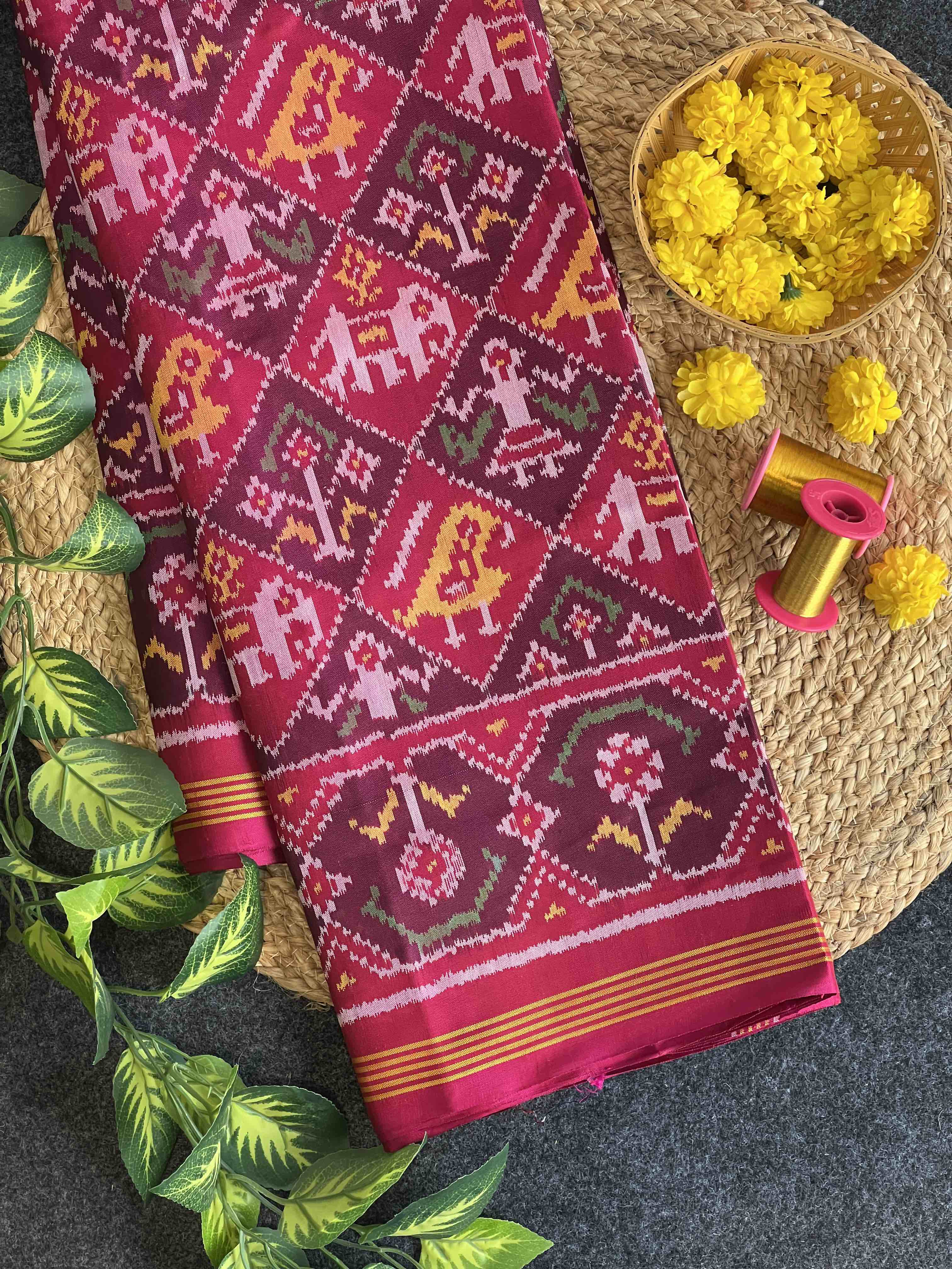 Handwoven Patola Silk Saree Traditional Narikunjan