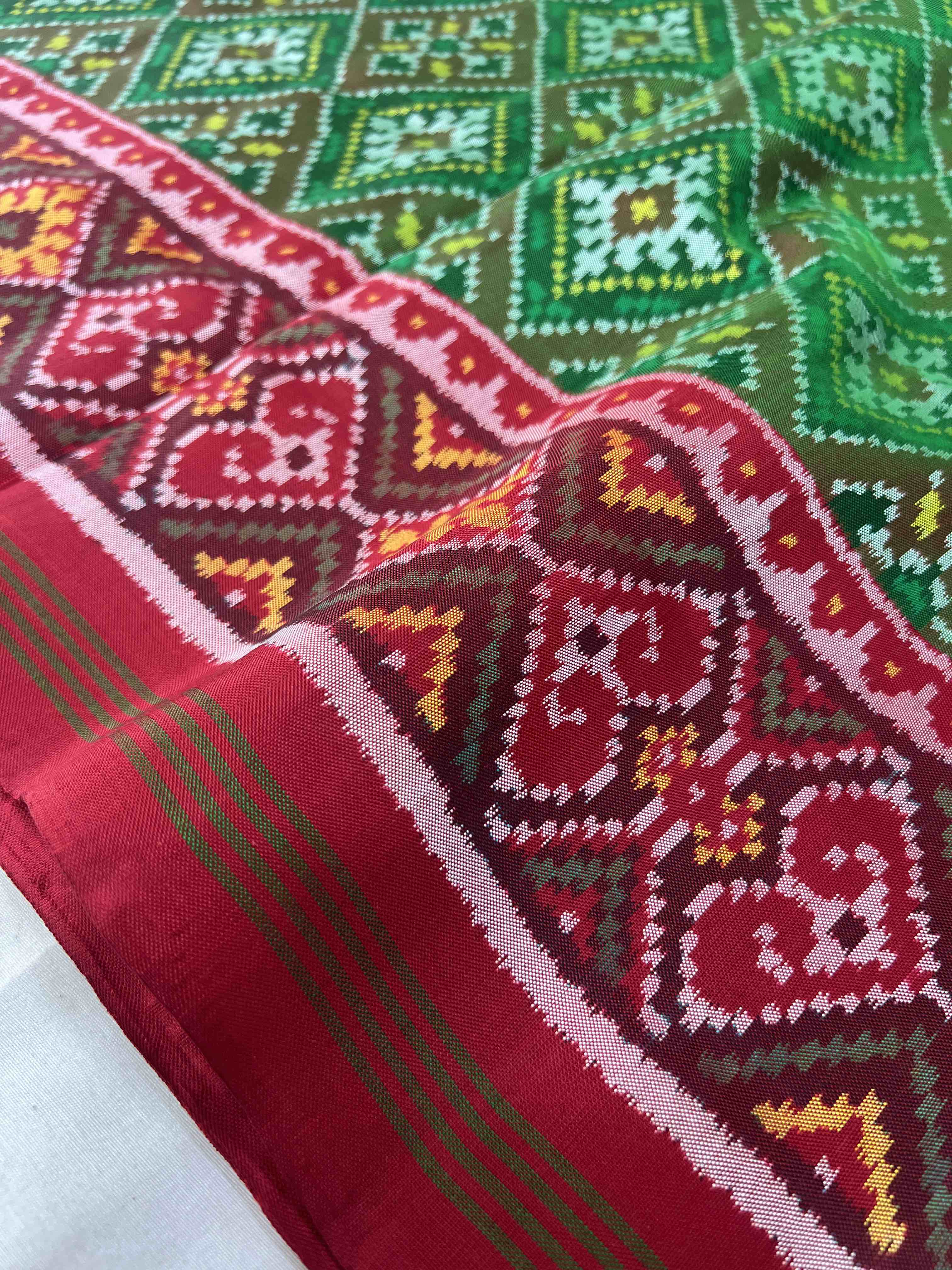 Handwoven Patola Silk Saree Pan Chanda Bhat