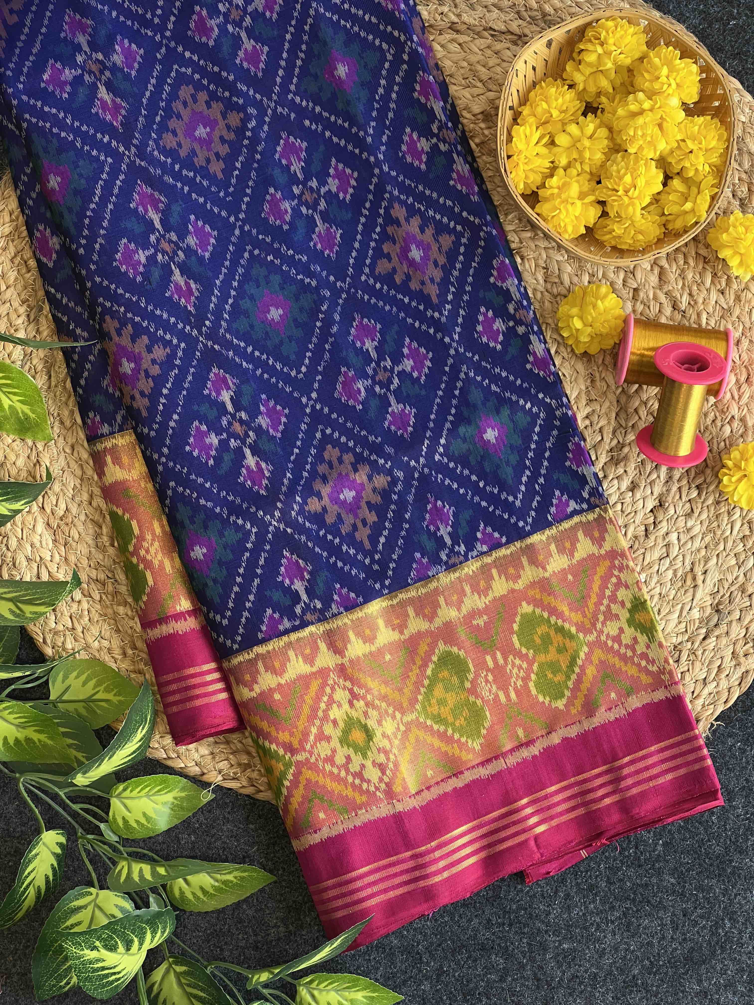 Handwoven Patola Silk Saree Main image